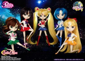 Pullips a modo de representación de Sailor Moon y sus compañeras.