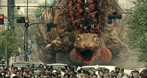 Arriba, la primera forma de Godzilla; abajo, el monstruo en su fase final.